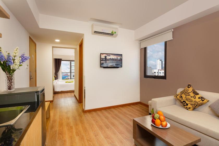 Suite Gia Đình Có Ban Công Suite Gia Đình Có Ban Công