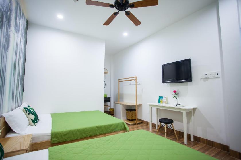 Phòng Deluxe (2 Người lớn + 1 Trẻ em)