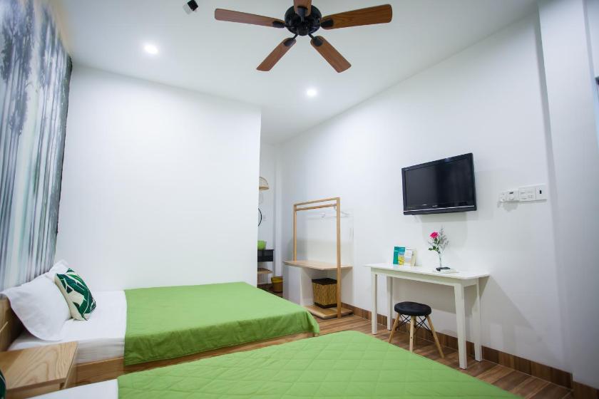 Phòng Deluxe (2 Người lớn + 1 Trẻ em)