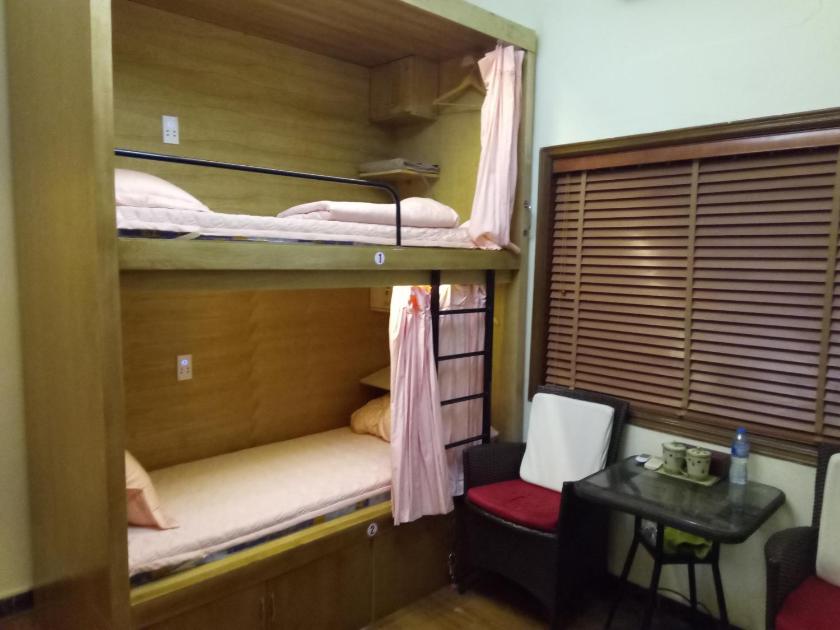 Giường Trong Phòng Nghỉ Tập Thể 8 Giường Cho Cả Nam Và Nữ Giường Trong Phòng Nghỉ Tập Thể 8 Giường Cho Cả Nam Và Nữ