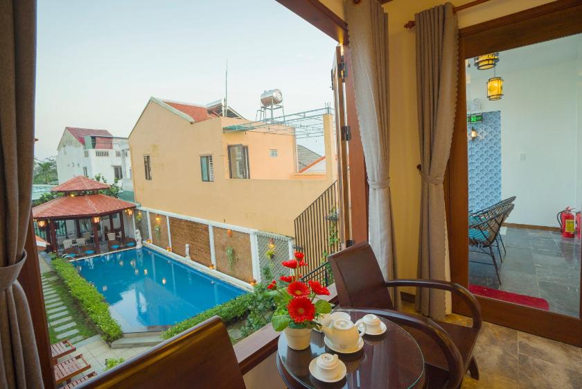 Phòng Gia Đình Có Ban Công Phòng Gia Đình Có Ban Công