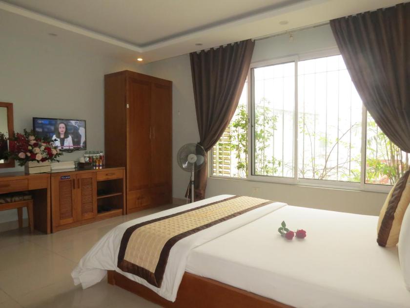 Phòng Deluxe (2 Người lớn + 1 Trẻ em)