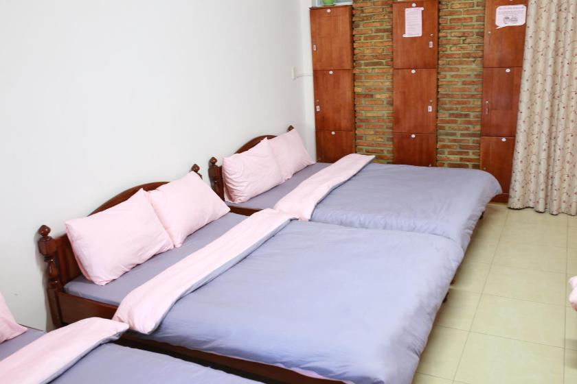 Phòng Ngủ Tập Thể Cho Cả Nam Và Nữ Phòng Ngủ Tập Thể Cho Cả Nam Và Nữ