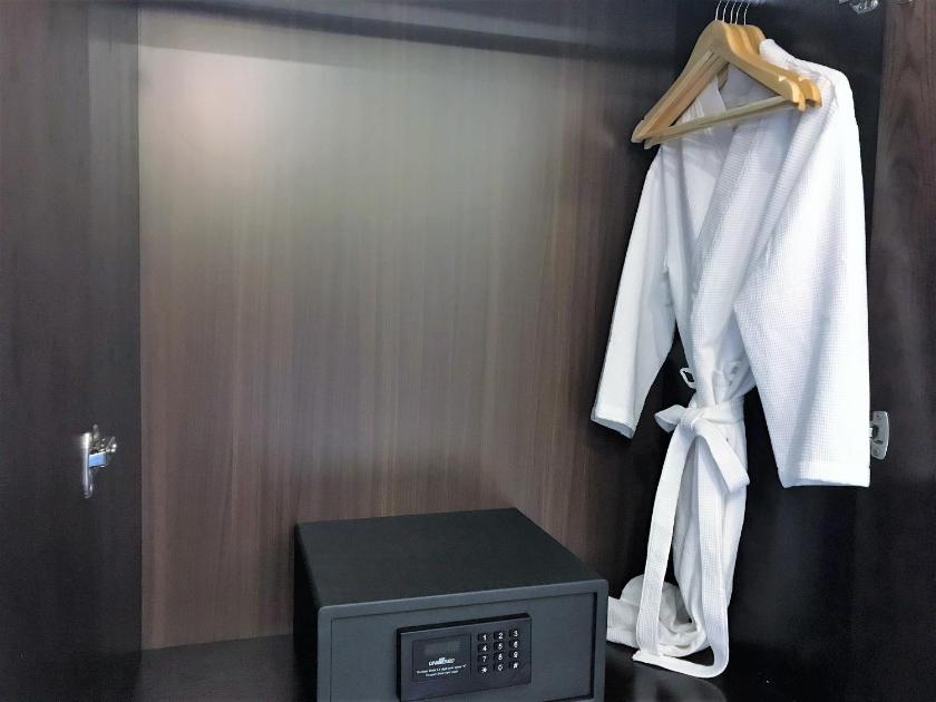 Phòng Deluxe Có Giường Cỡ King Phòng Deluxe Có Giường Cỡ King