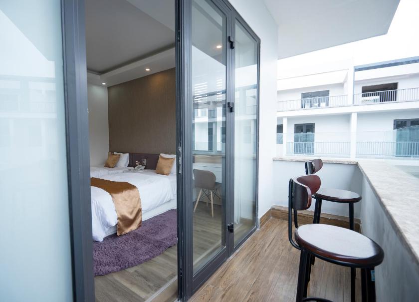 Phòng Gia Đình Có Ban Công Phòng Gia Đình Có Ban Công