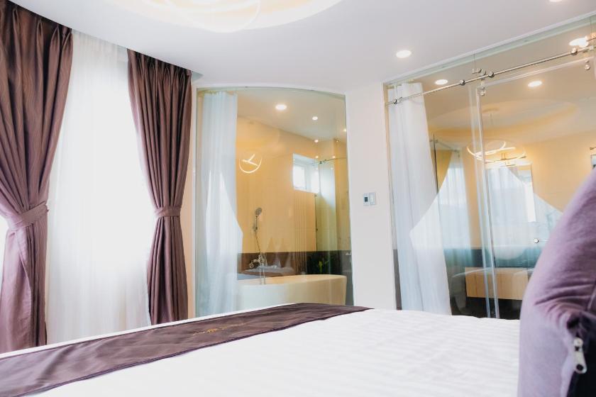 Suite Có Giường Cỡ King