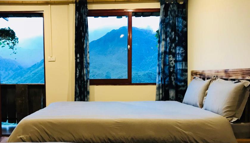 INDIGO - King Room with Mountain View