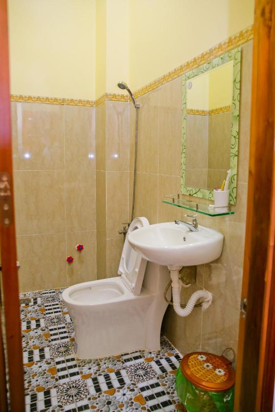 Phòng 4 Người Có Phòng Tắm Riêng