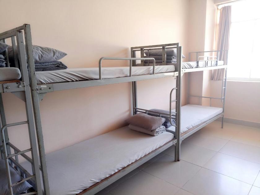 Giường Tầng Trong Phòng Ngủ Tập Thể Cho Nam Và Nữ