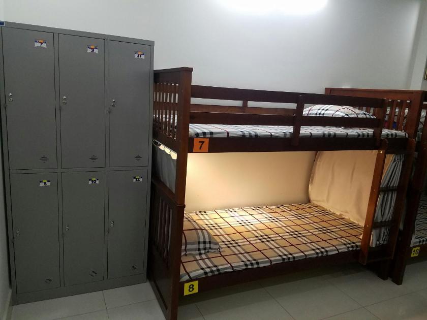 Phòng Ngủ Tập Thể Cho Cả Nam Và Nữ Phòng Ngủ Tập Thể Cho Cả Nam Và Nữ