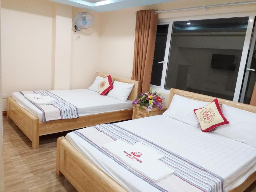 Phòng Tiêu Chuẩn 2 Giường Đơn Hướng Núi Phòng Tiêu Chuẩn 2 Giường Đơn Hướng Núi