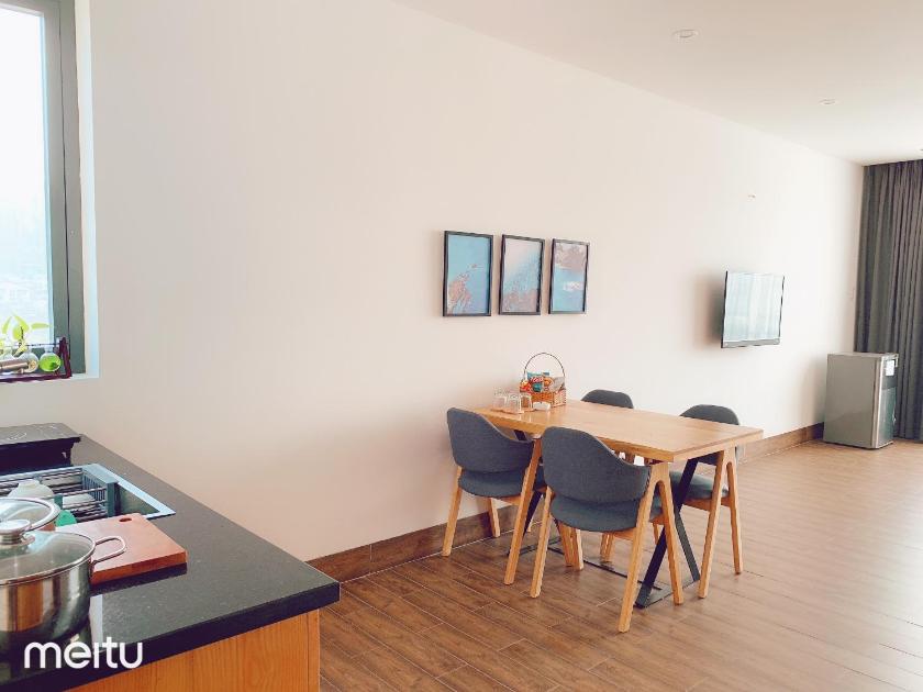 Suite Gia Đình Có Ban Công Suite Gia Đình Có Ban Công