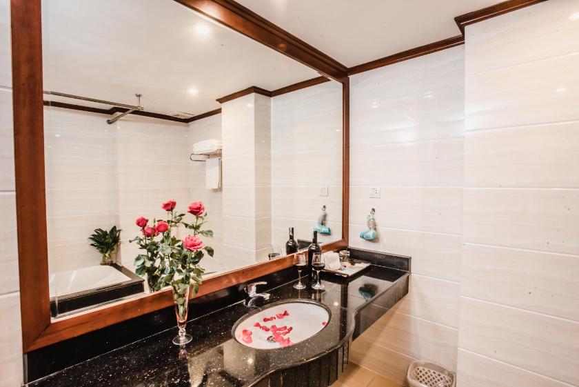 Phòng Deluxe Nhìn Ra Thành Phố