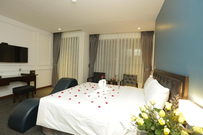 Phòng Deluxe Giường Đôi