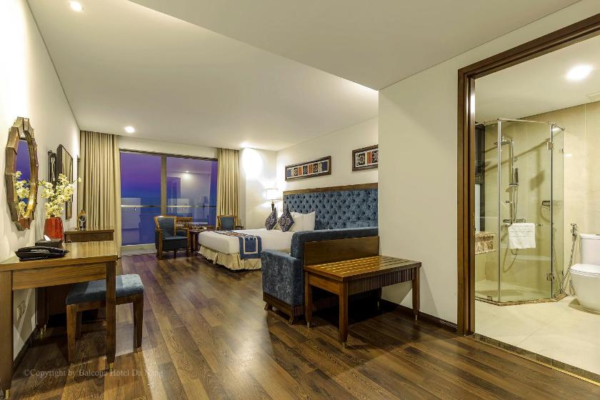 Phòng Executive Premier Giường Đôi Có Ban Công Nhìn Ra Biển Với Trà Chiều Phòng Executive Premier Giường Đôi Có Ban Công Nhìn Ra Biển Với Trà Chiều