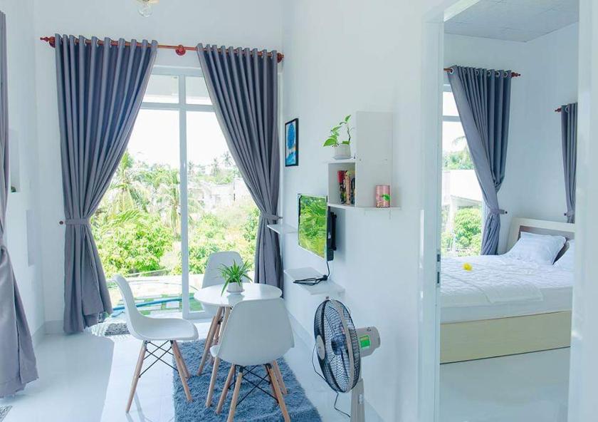 Bungalow Deluxe Bungalow Deluxe