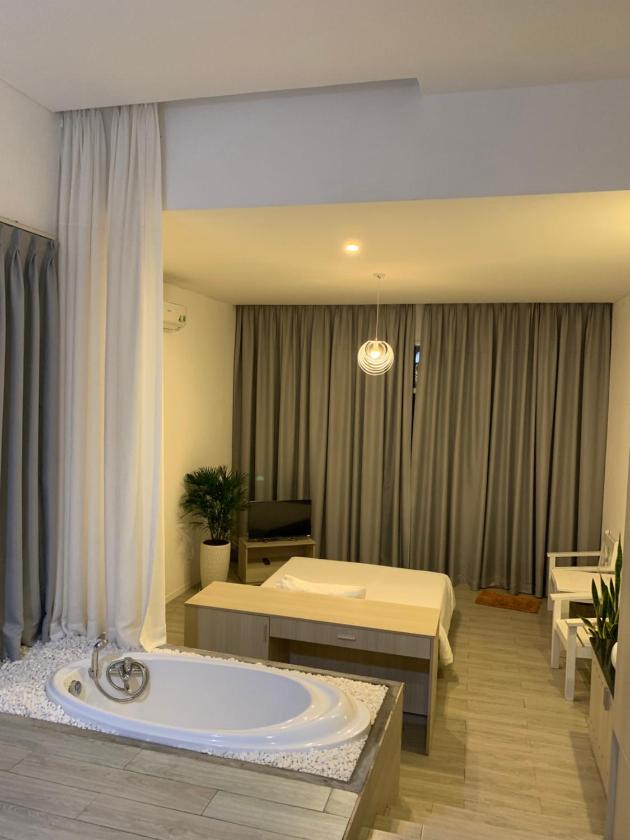 Studio Nhìn Ra Biển