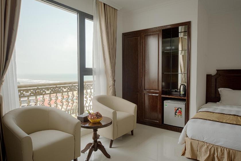 Studio Nhìn Ra Biển Studio Nhìn Ra Biển