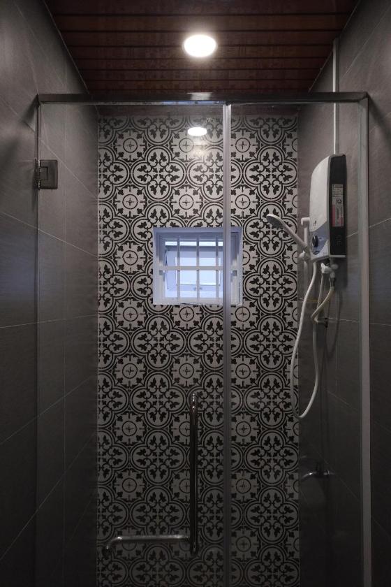 Phòng 4 Người Có Phòng Tắm Riêng