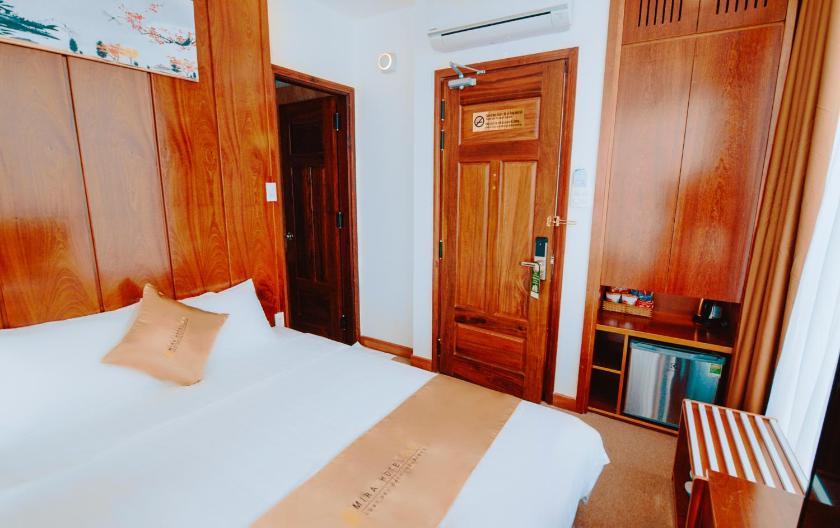 Phòng 3 Người Nhìn Ra Thành Phố Phòng 3 Người Nhìn Ra Thành Phố