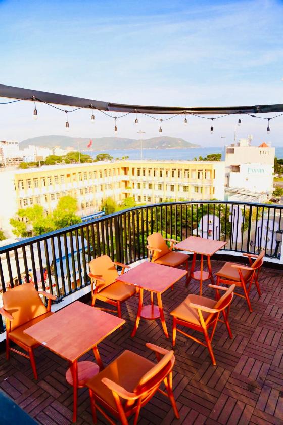 Phòng 3 Người Nhìn Ra Thành Phố Phòng 3 Người Nhìn Ra Thành Phố