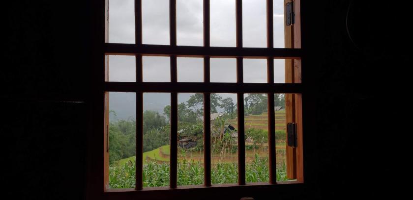 Phòng Giường Đôi Với Phòng Tắm Chung