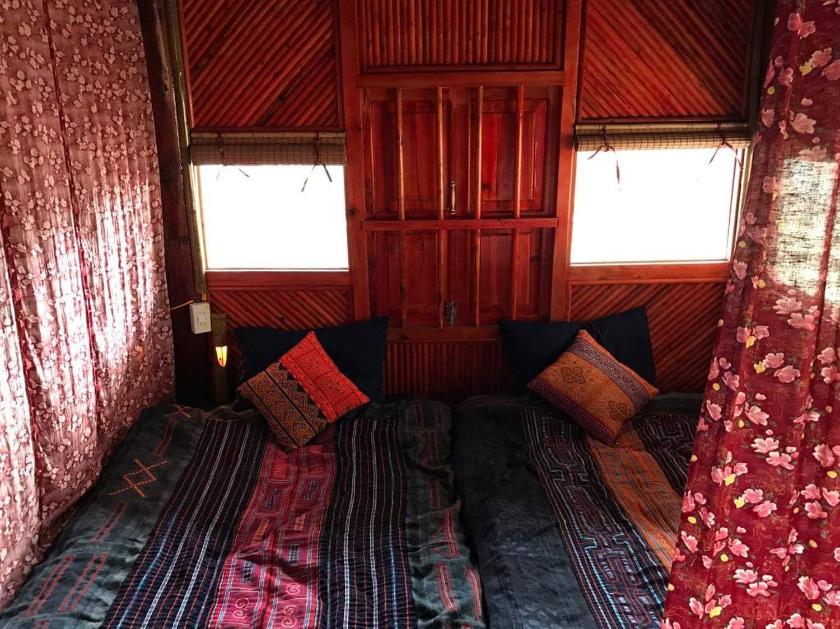 Phòng ngủ Tập thể 8 Giường cho cả Nam và Nữ