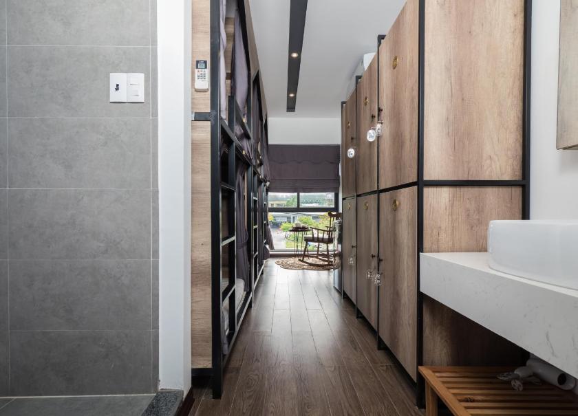 Giường Tầng Trong Phòng Ngủ Tập Thể Cho Nam  Giường Tầng Trong Phòng Ngủ Tập Thể Cho Nam