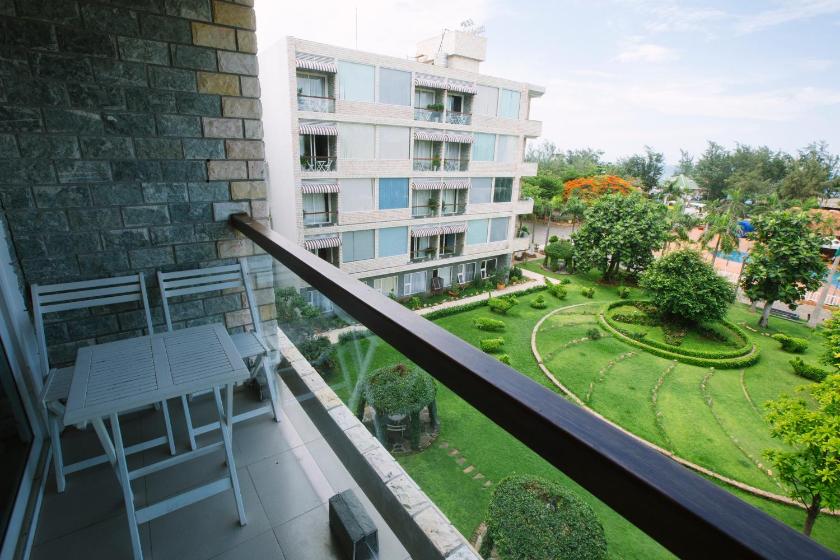 Phòng Deluxe Nhìn Ra Vườn