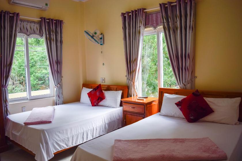 Phòng Deluxe Giường Đôi/2 Giường Đơn Nhìn Ra Núi