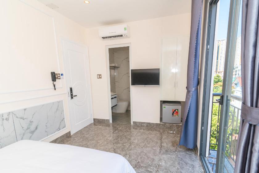 Phòng Deluxe Giường Đôi Có Ban Công Phòng Deluxe Giường Đôi Có Ban Công