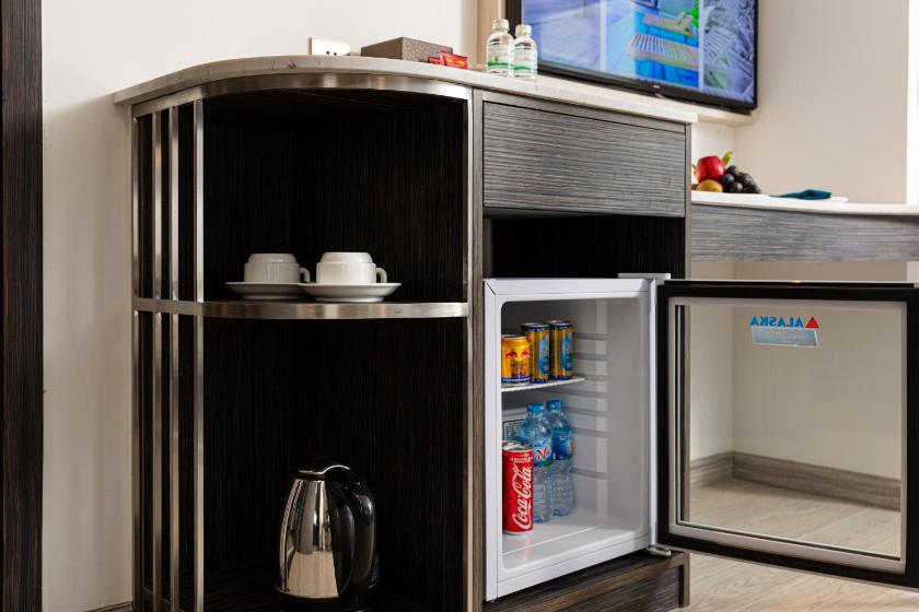 Phòng cho 3 người có Ban Công Phòng cho 3 người có Ban Công