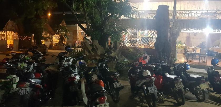 Phòng Giường Đôi Nhìn Ra Vườn Phòng Giường Đôi Nhìn Ra Vườn