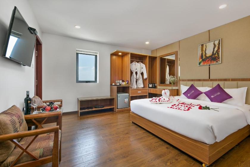 Phòng Deluxe Có Giường Cỡ King