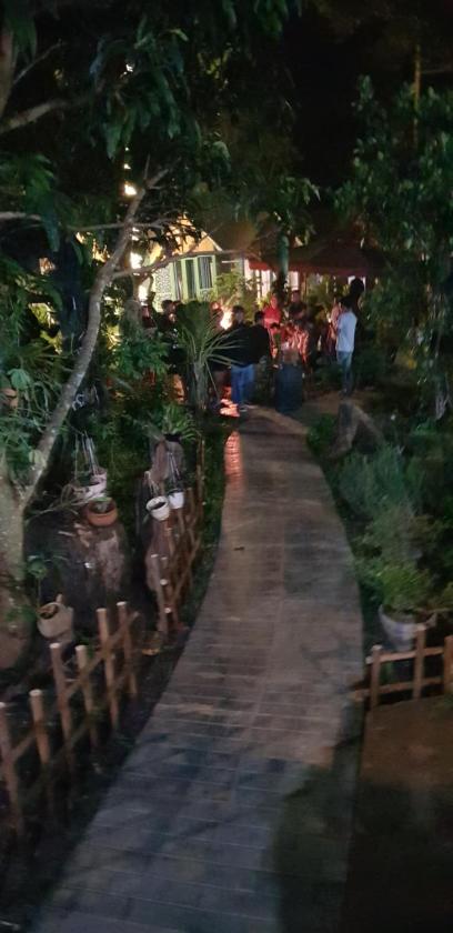 Phòng Giường Đôi Nhìn Ra Vườn Phòng Giường Đôi Nhìn Ra Vườn