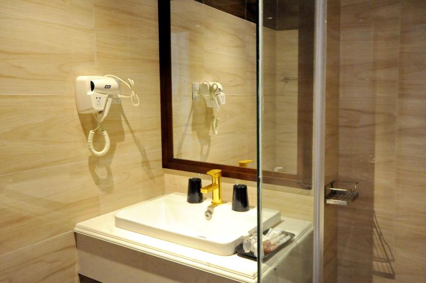 Phòng Deluxe Giường Đôi/2 Giường Đơn Nhìn Ra Thành Phố