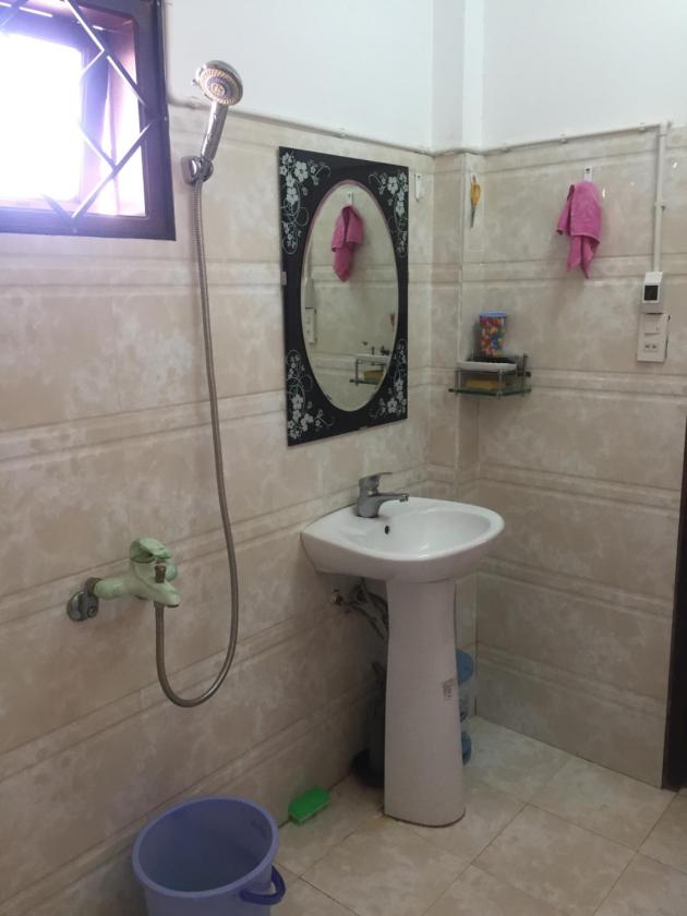 Phòng 3 Người có Phòng tắm Riêng ở Bên ngoài