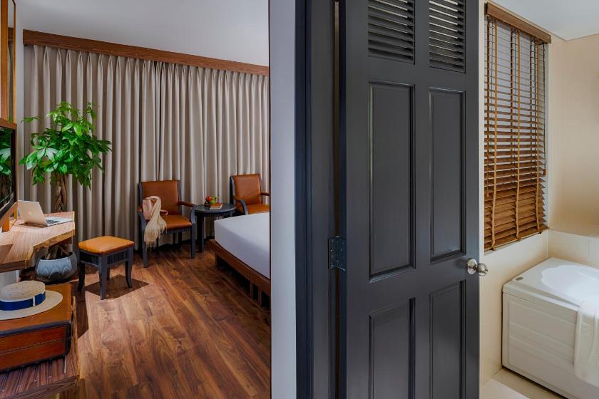 Phòng Deluxe Giường Đôi/2 Giường Đơn Có Cửa Sổ Nhỏ Phòng Deluxe Giường Đôi/2 Giường Đơn Có Cửa Sổ Nhỏ