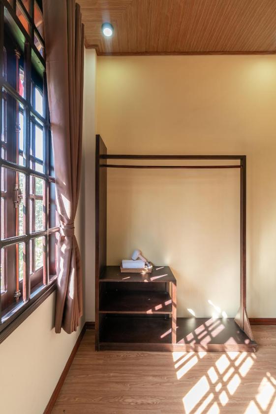 Phòng Tiêu Chuẩn Giường Đôi Với Phòng Tắm Chung