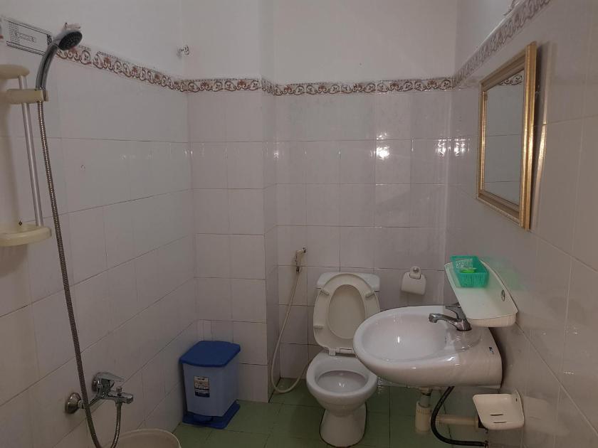 Phòng 4 Người Có Ban Công