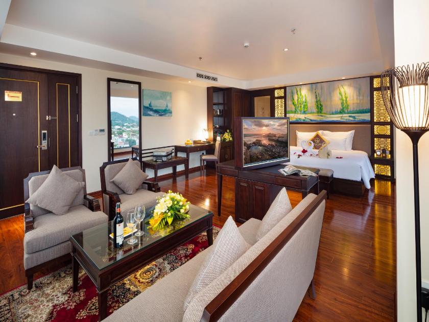 Suite D' Elegance Signature