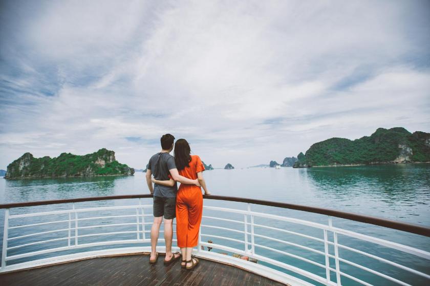 Cabin Premium Giường đôi/2 Giường đơn Nhìn ra Đại dương - 2 Ngày 1 Đêm Cabin Premium Giường đôi/2 Giường đơn Nhìn ra Đại dương - 2 Ngày 1 Đêm