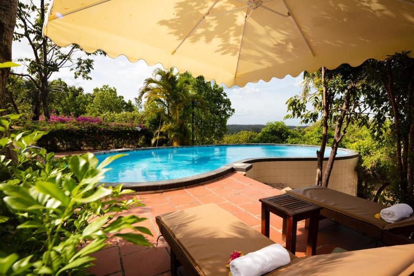 Biệt thự Hồ bơi 4 phòng ngủ Biệt thự Hồ bơi 4 phòng ngủ