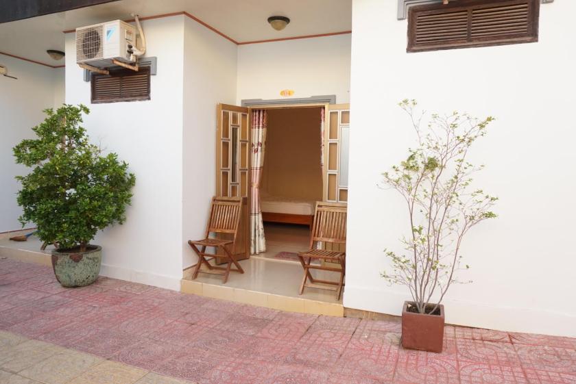 Phòng Giường Đôi Hạng Bình Dân Phòng Giường Đôi Hạng Bình Dân