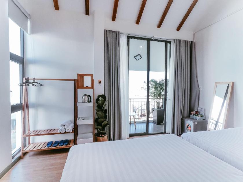 Phòng 4 Người Có Ban Công