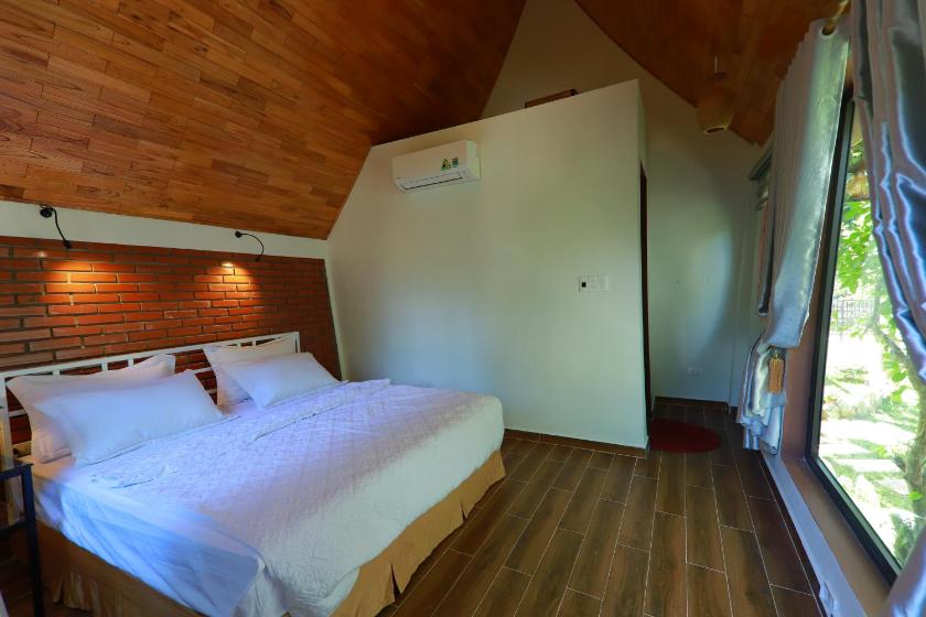 Bungalow Deluxe Nhìn Ra Khu Vườn