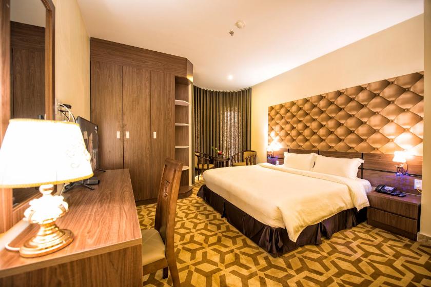 Suite Deluxe Có Giường Cỡ Queen