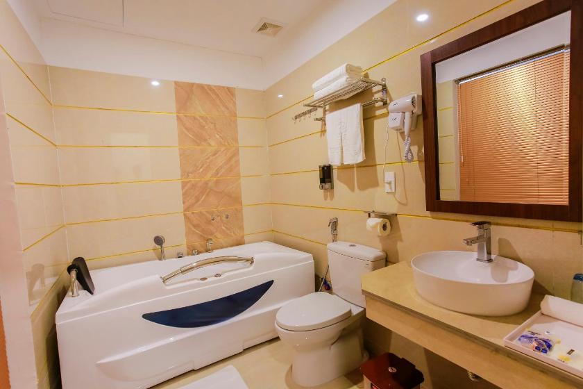 Suite Deluxe Có Giường Cỡ Queen