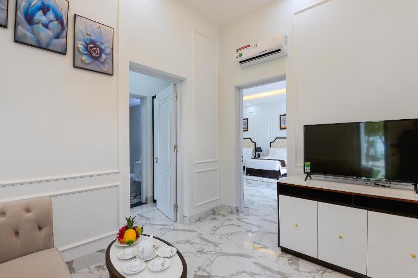 Biệt Thự Renaissance Nhìn Ra Vườn Biệt Thự Renaissance Nhìn Ra Vườn