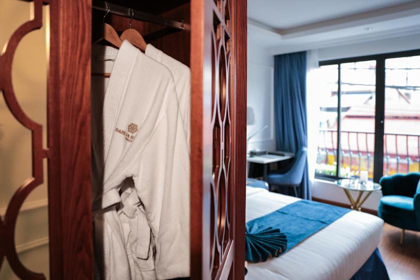 Phòng Studio nhìn ra thành phố